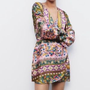 NWT Zara Pink Green Blue Purple Gold Floral Satin Effect Print Dress Small $60